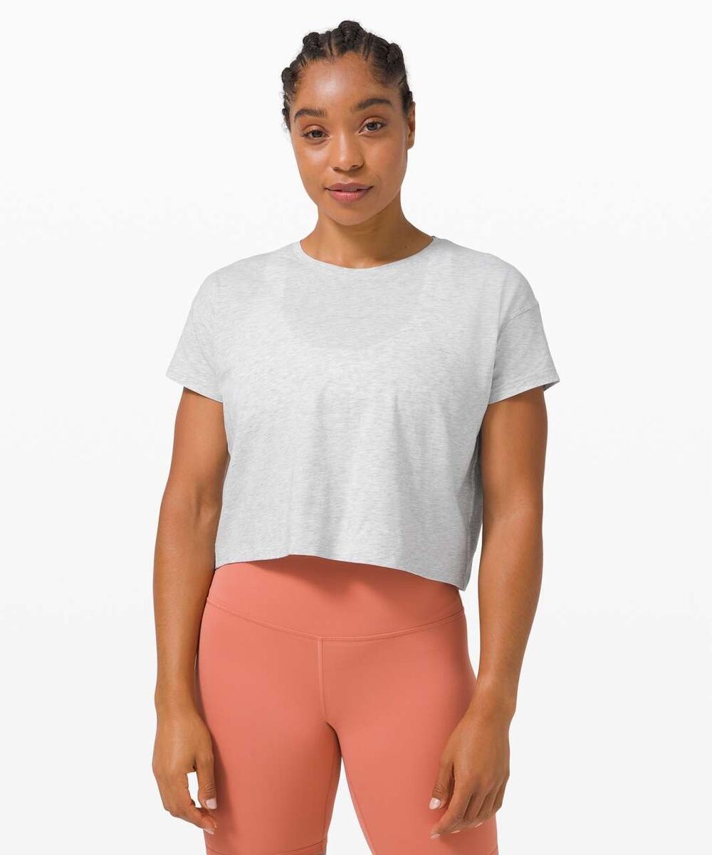 Lululemon | FLAWED Heather Gray Cates T-Shirt Organic Cotton Preppy Athlesuire